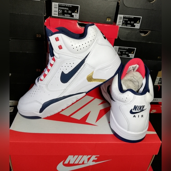 NIKE AIR FLIGHT "DNA" PREMIUM MEN'S US SIZE 9 BRAND NEW IN BOX - Picture 1 of 10